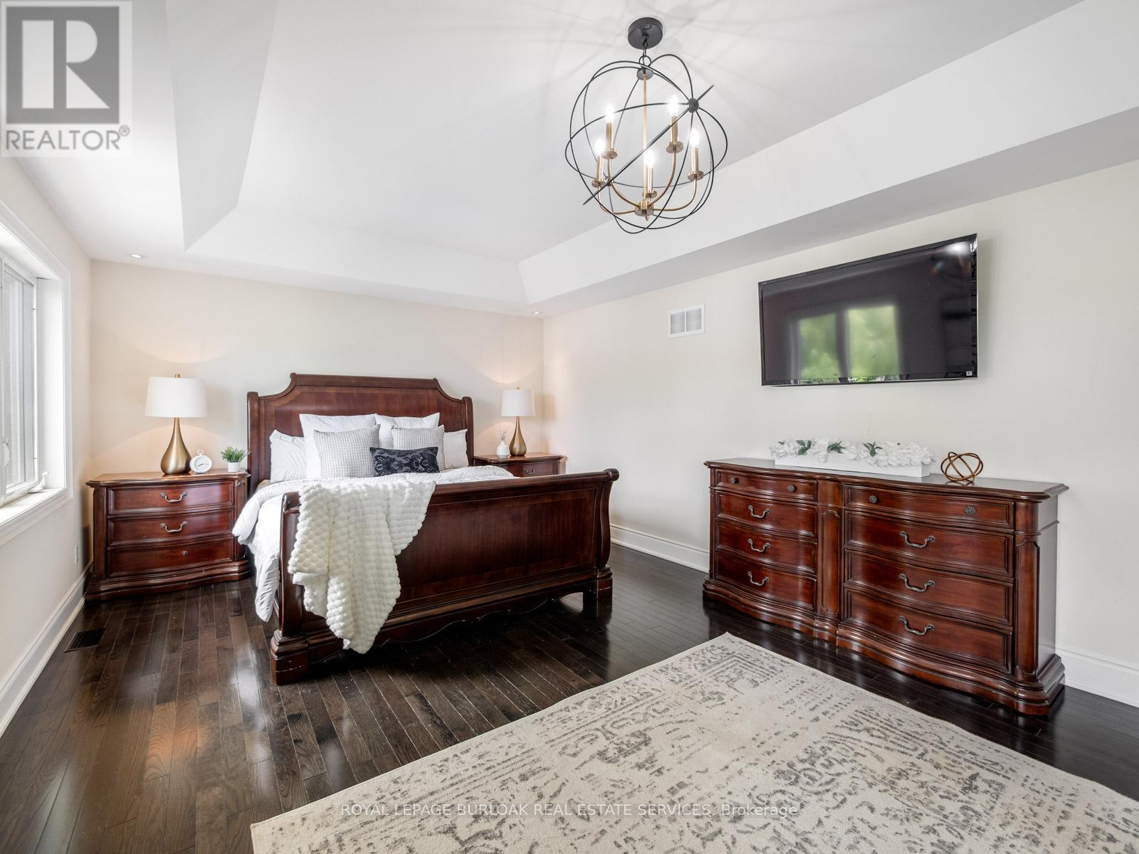 655 KOZEL COURT - 34