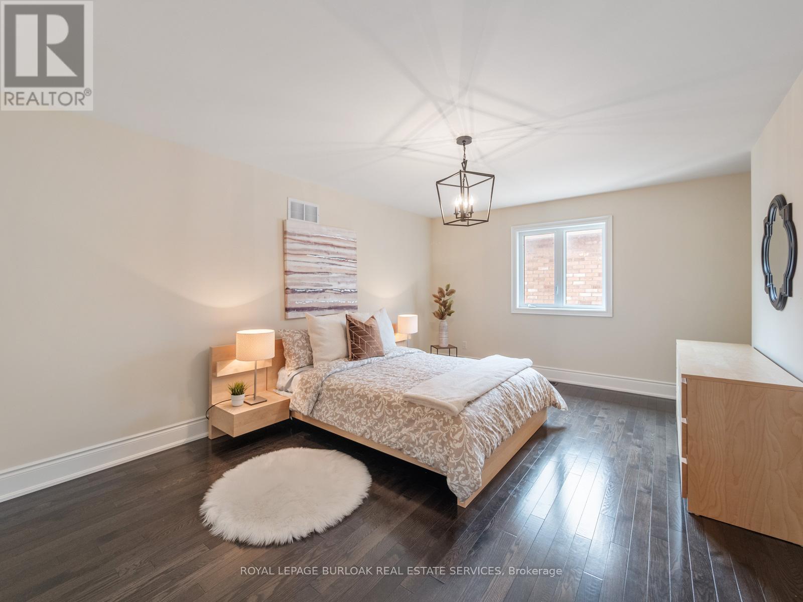 655 KOZEL COURT - 32