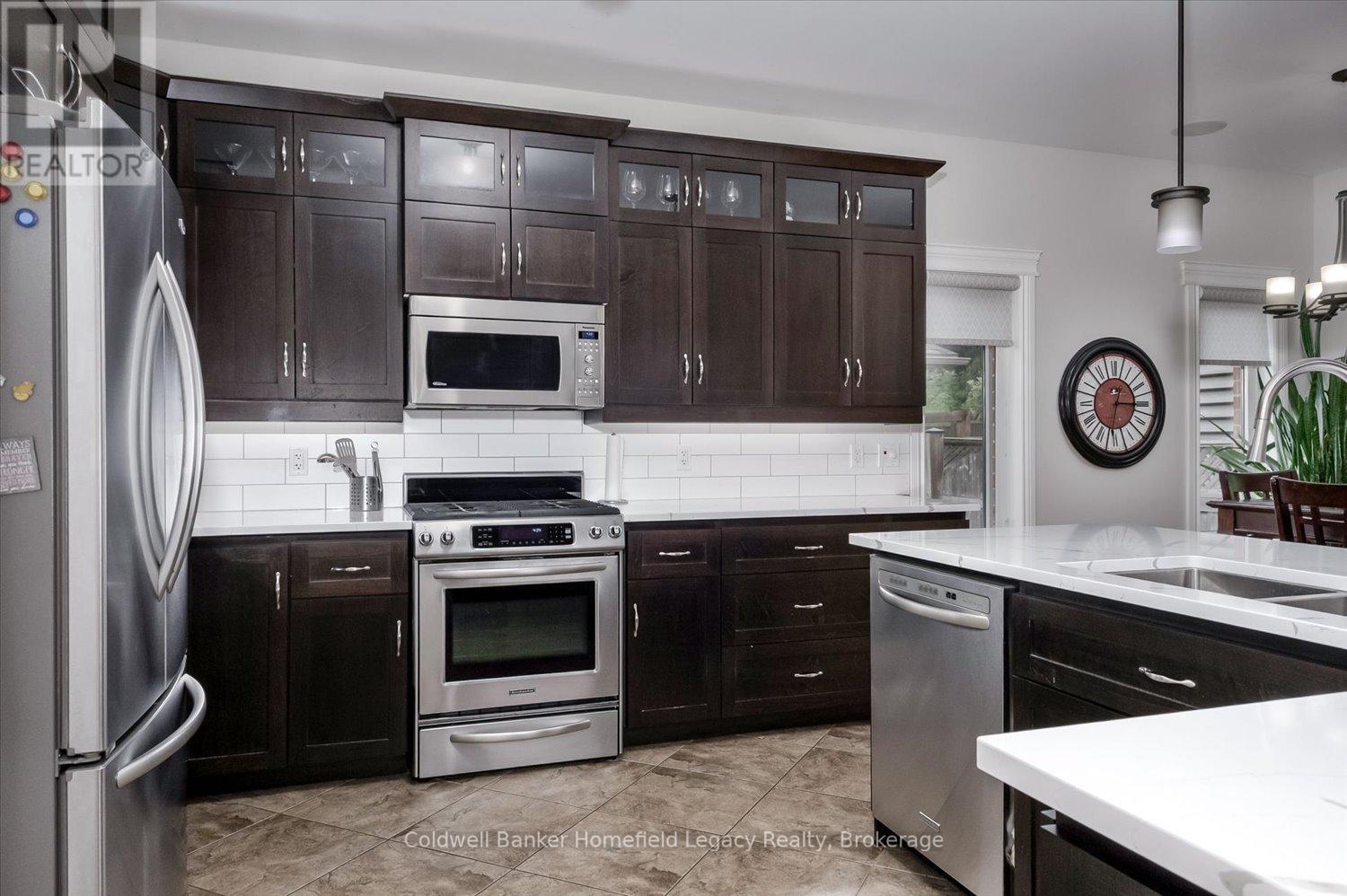 46 TRILLIUM CRESCENT - 16