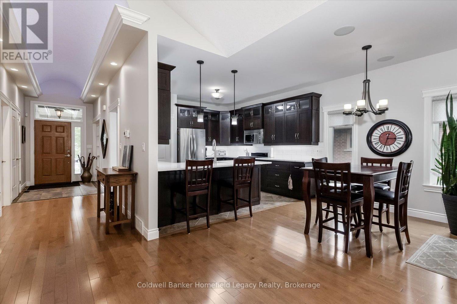 46 TRILLIUM CRESCENT - 22