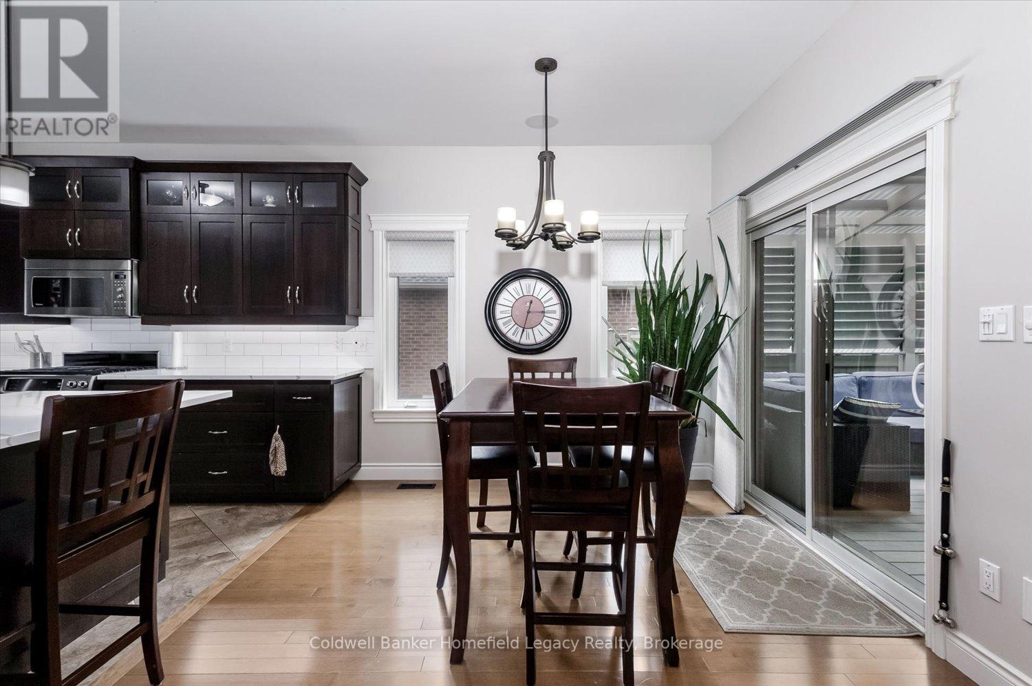 46 TRILLIUM CRESCENT - 23