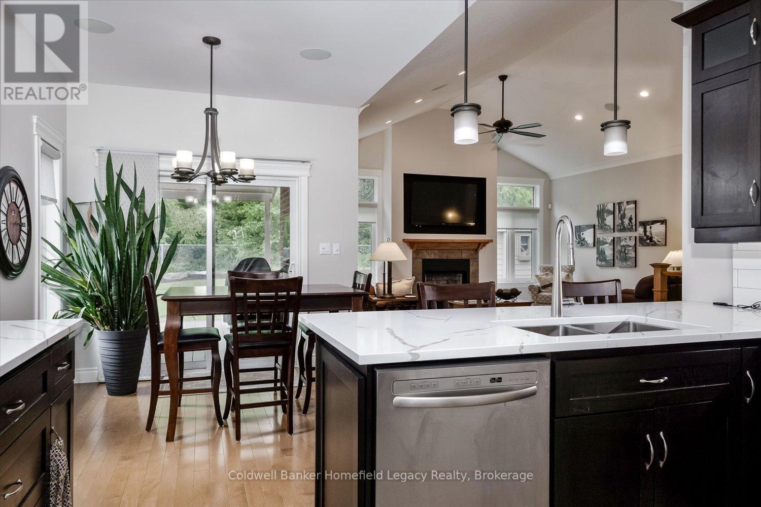 46 TRILLIUM CRESCENT - 17