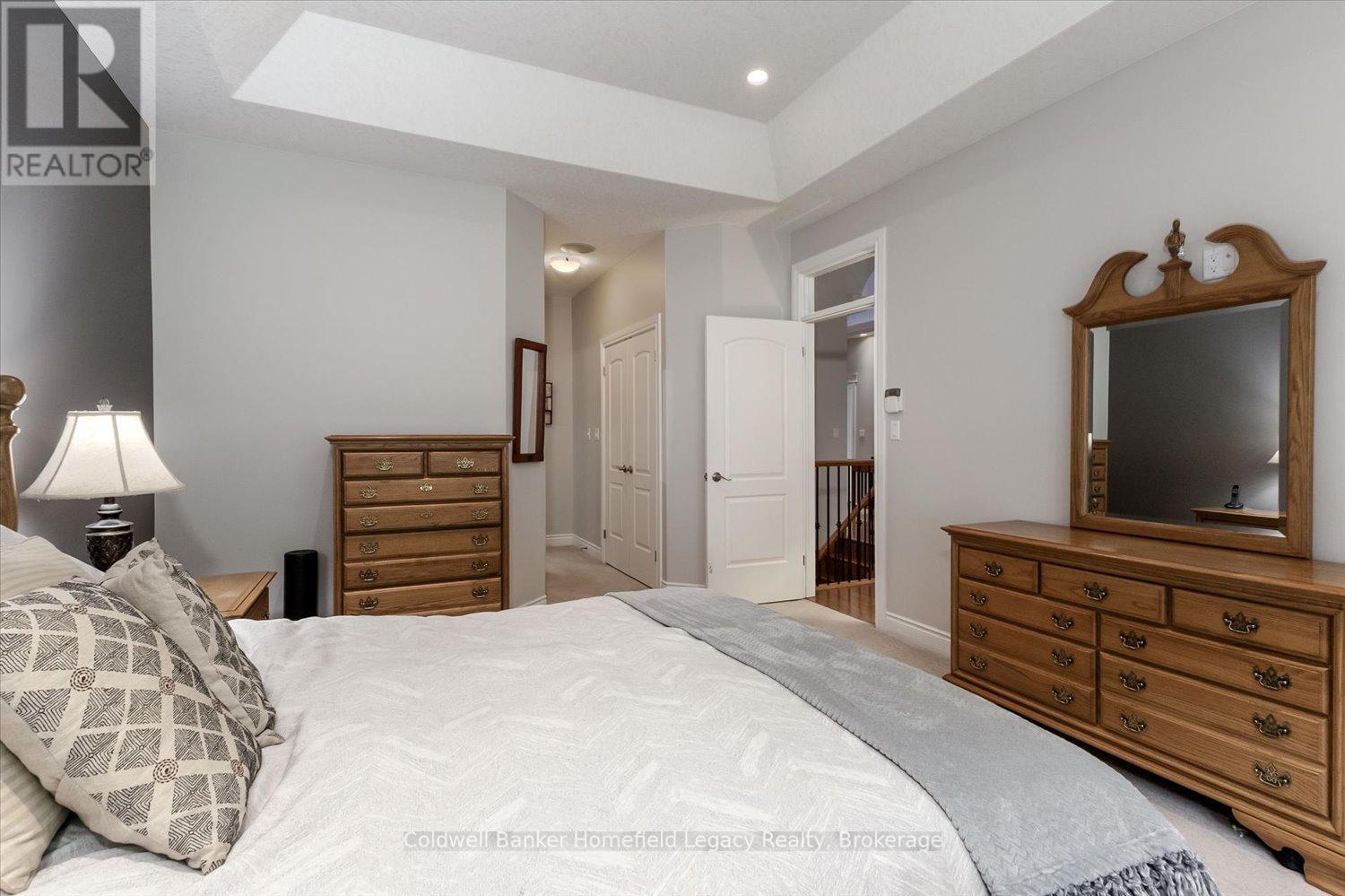 46 TRILLIUM CRESCENT - 25