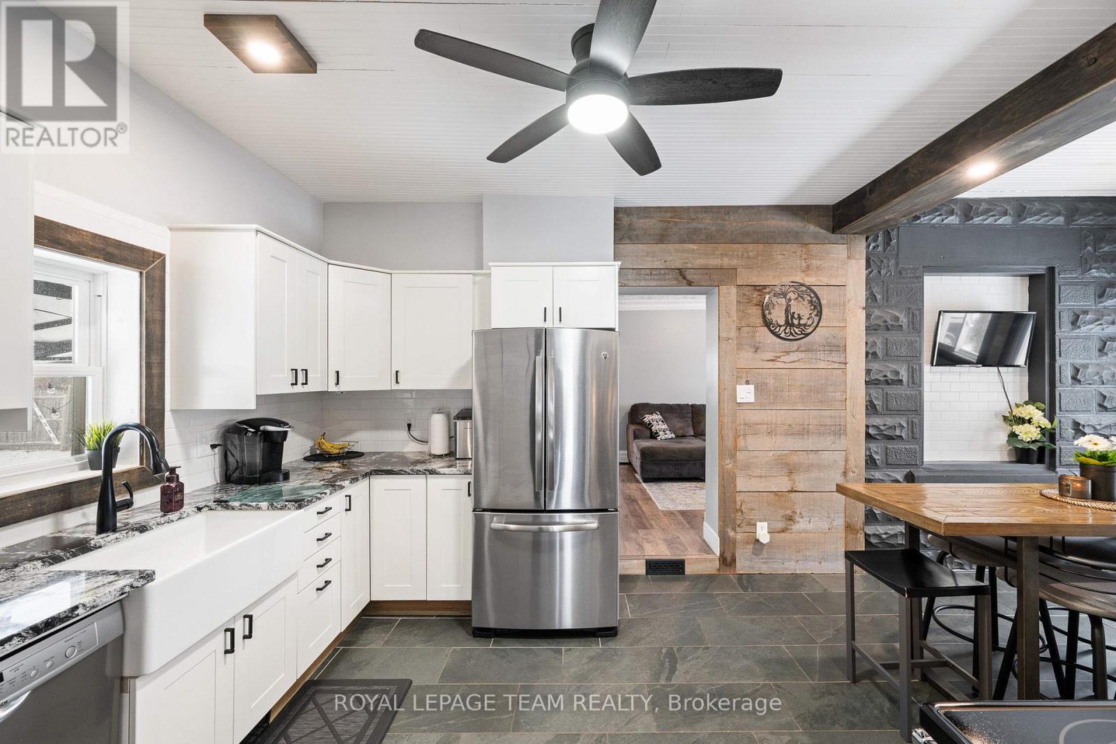 5529 LION STREET - 14