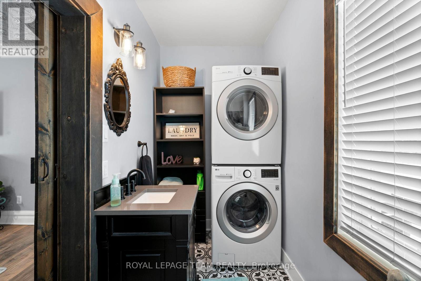5529 LION STREET - 15