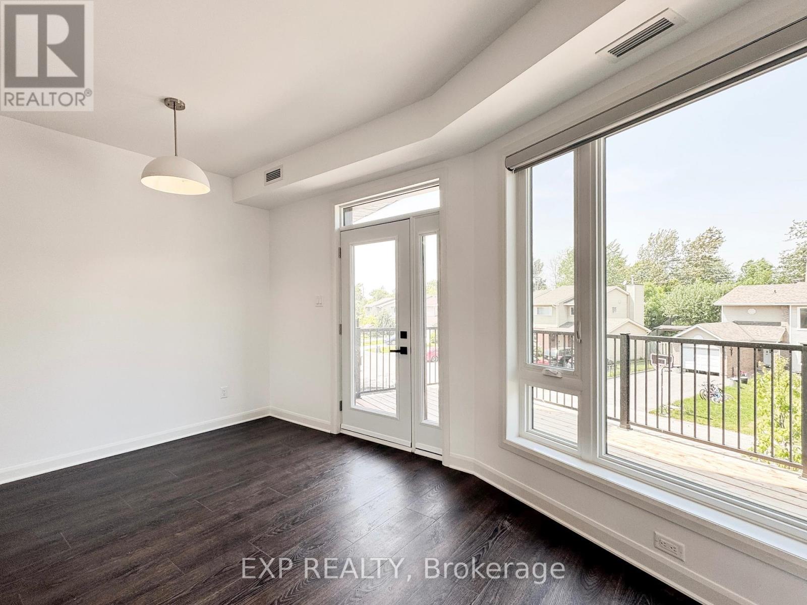 3 Bed, 3 Bath House for Rent in Ottawa – E – 25 FAIR OAKS CRESCENT, Ottawa – MLS# X13483836 - Image 10