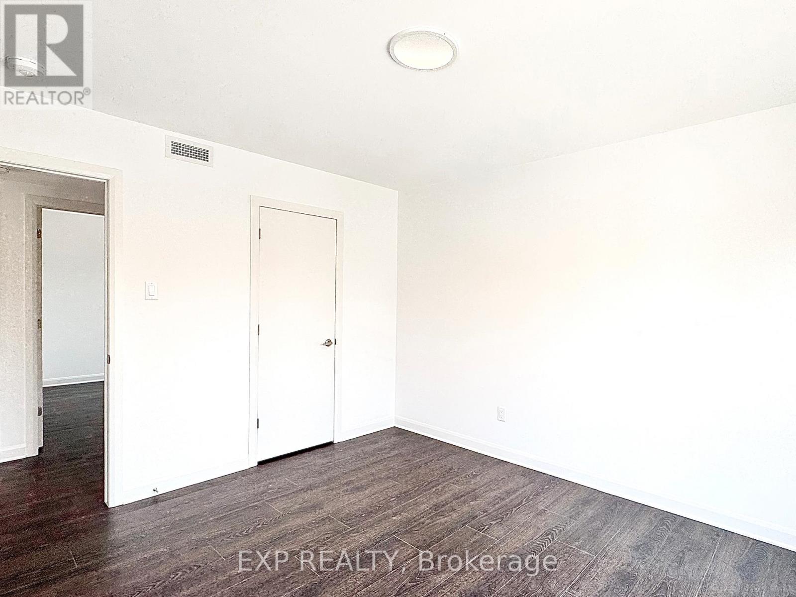 3 Bed, 3 Bath House for Rent in Ottawa – E – 25 FAIR OAKS CRESCENT, Ottawa – MLS# X13483836 - Image 21