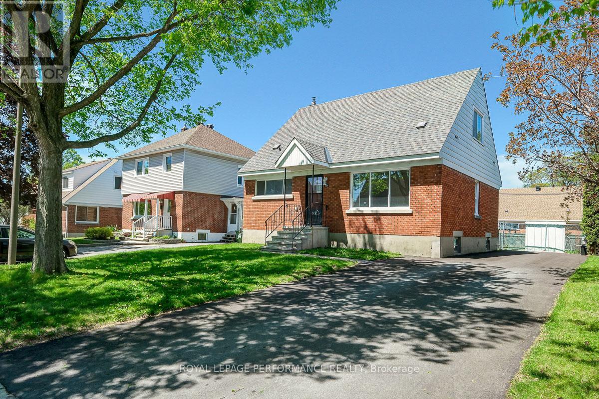 535 DUNBRACK STREET - 1