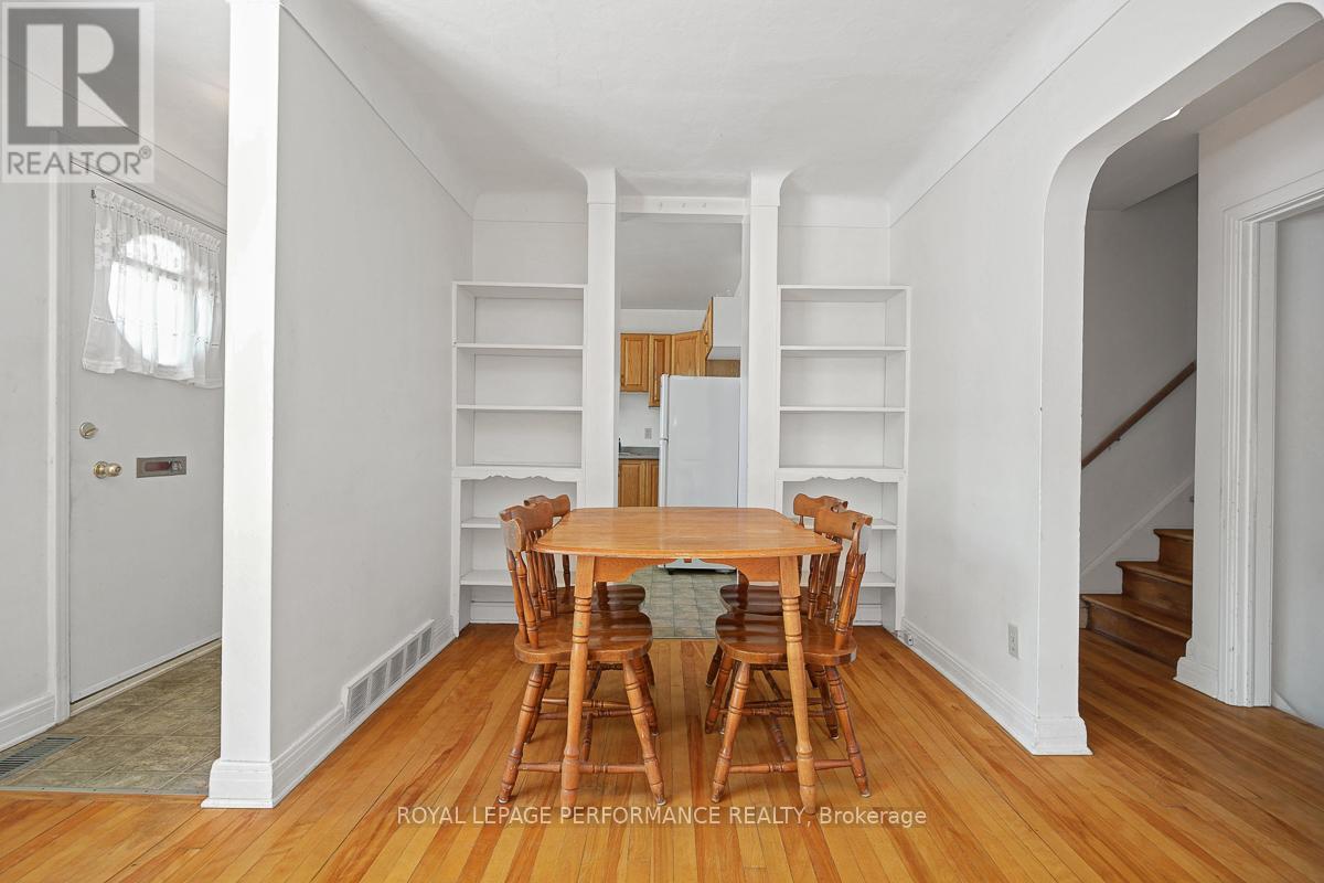 535 DUNBRACK STREET - 10