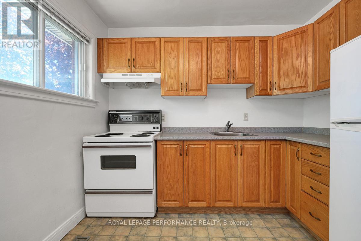 535 DUNBRACK STREET - 12