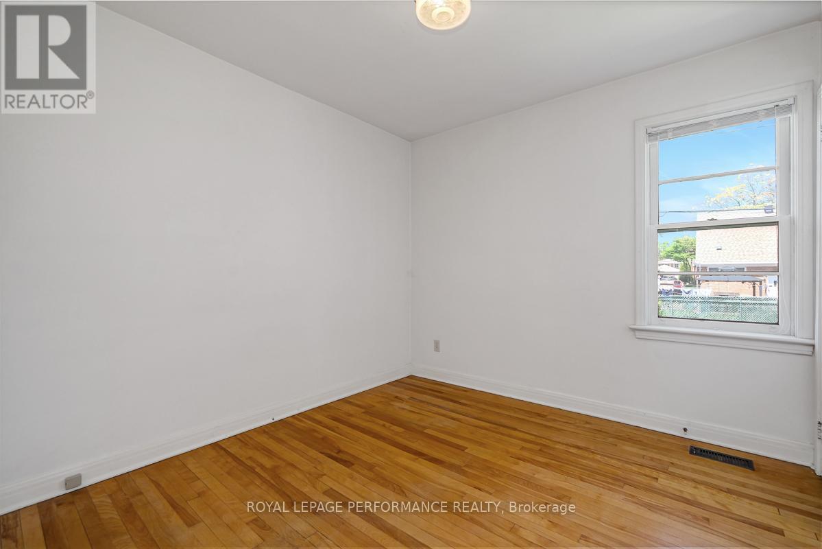 535 DUNBRACK STREET - 20