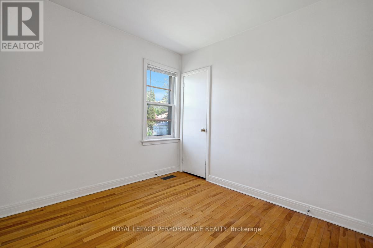 535 DUNBRACK STREET - 21