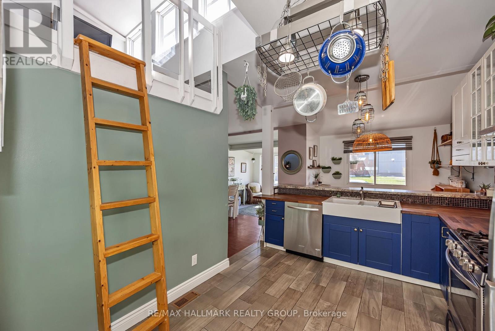 35 BENLEA DRIVE - 14
