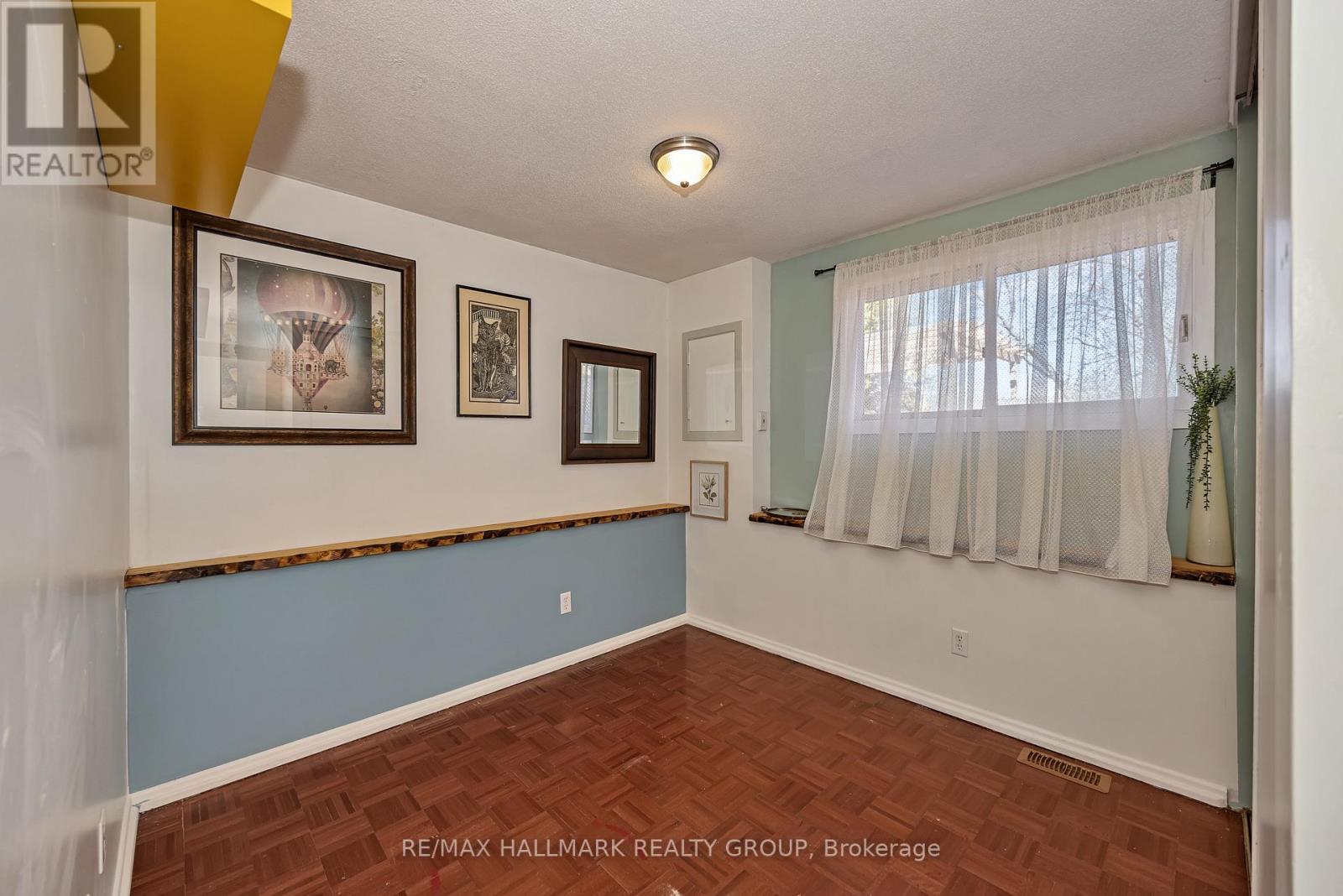 35 BENLEA DRIVE - 31