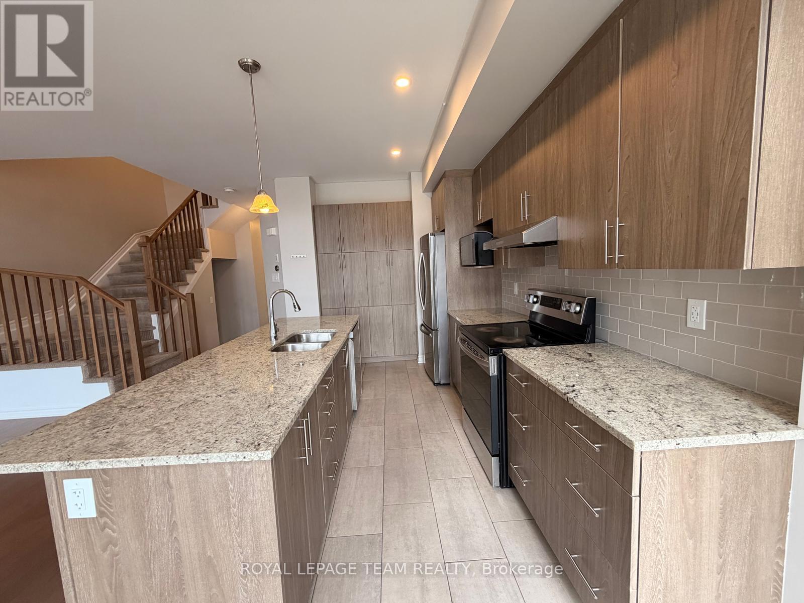 3 Bed, 3 Bath House for Rent in Ottawa – 343 GRACKLE STREET N, Ottawa – MLS# X13484034 - Image 13