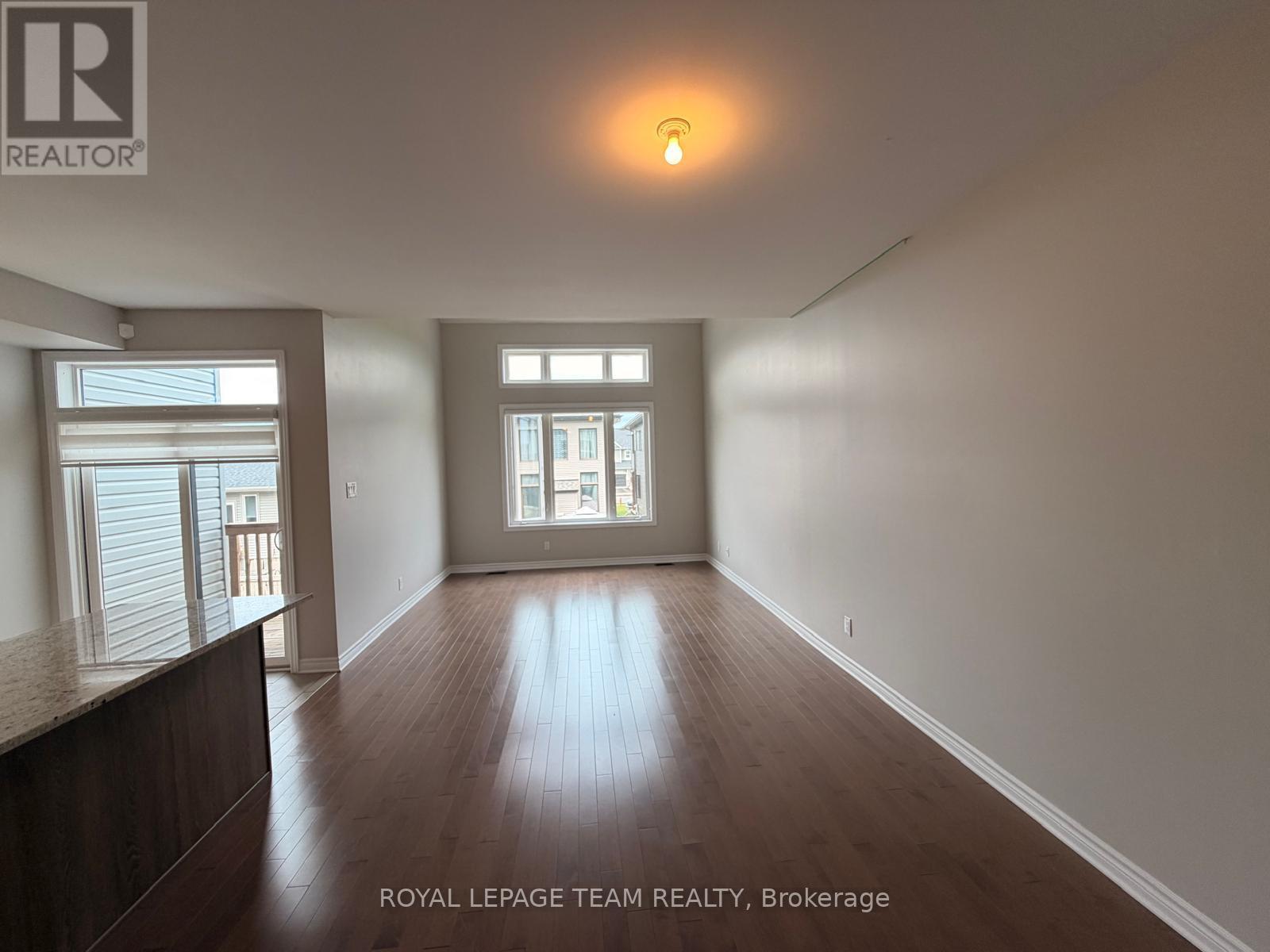 3 Bed, 3 Bath House for Rent in Ottawa – 343 GRACKLE STREET N, Ottawa – MLS# X13484034 - Image 16