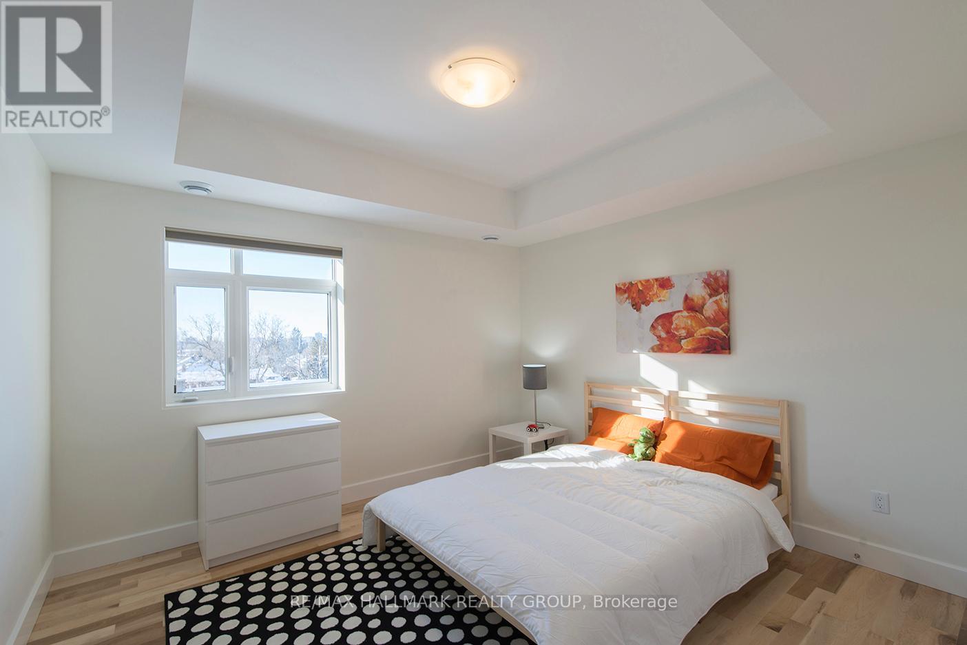 550 GUY STREET - 12