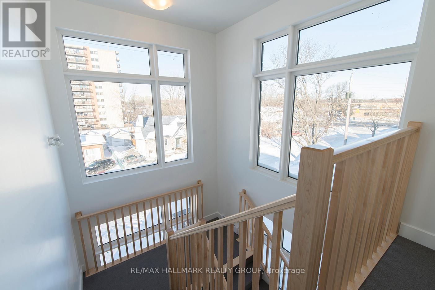 550 GUY STREET - 15