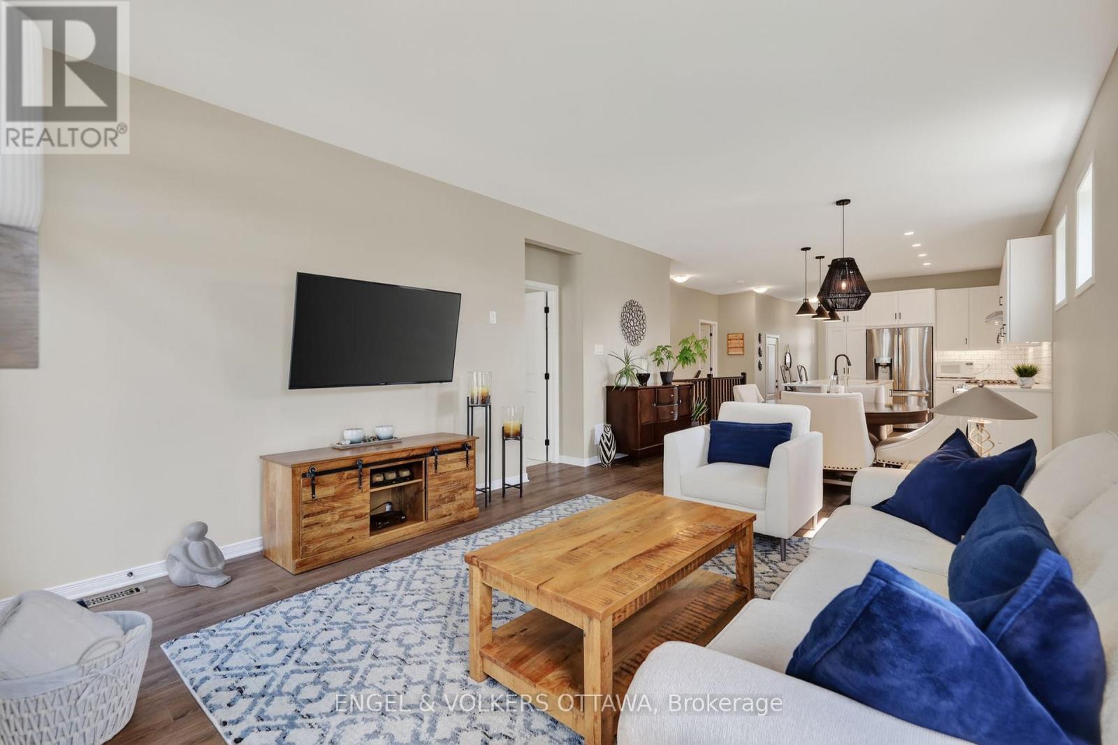 190 RATHWELL STREET - 23