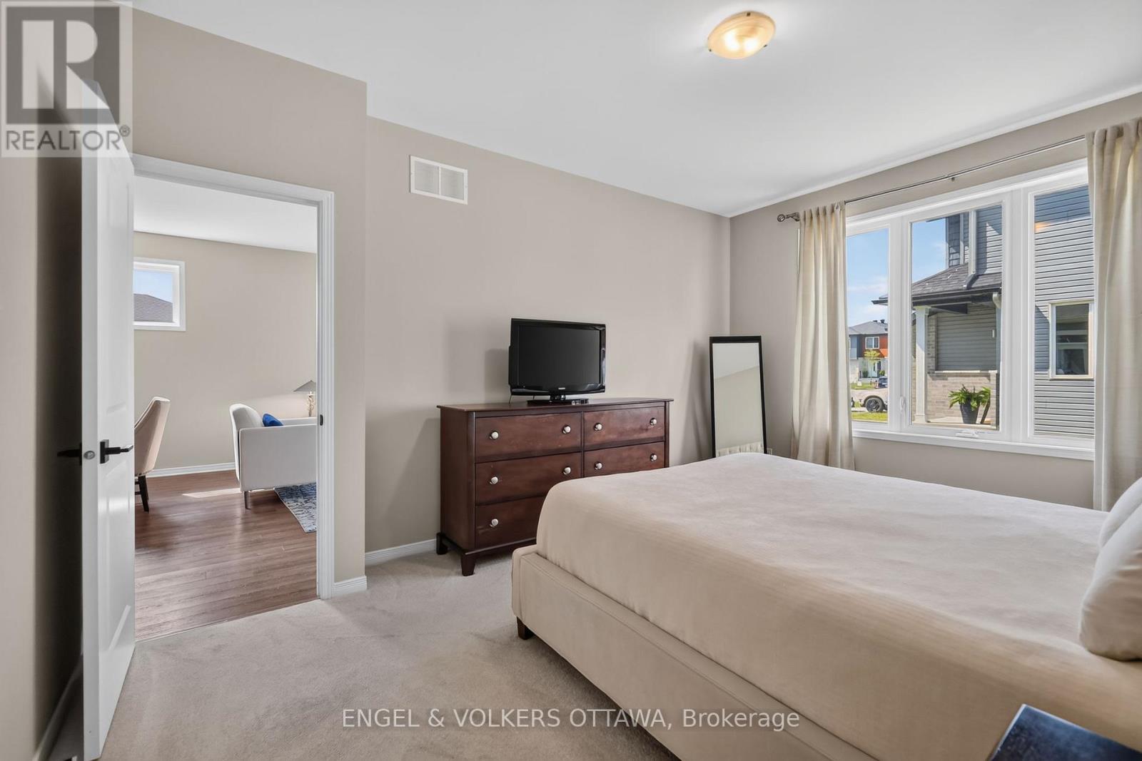 190 RATHWELL STREET - 26