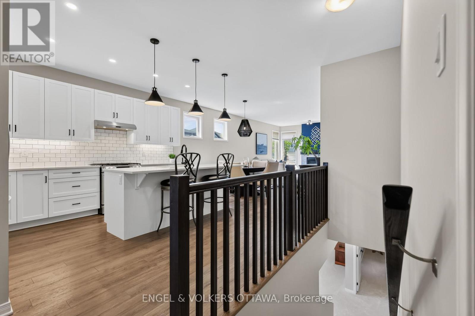 190 RATHWELL STREET - 6