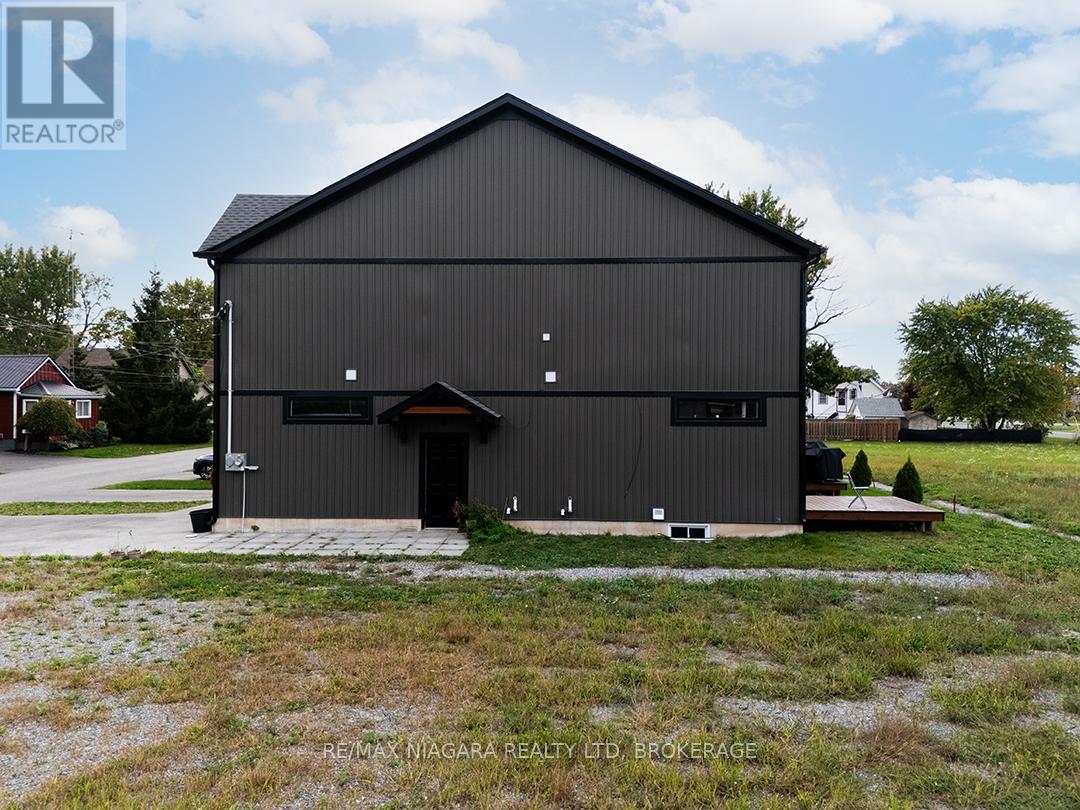 47 OMER AVENUE - 39