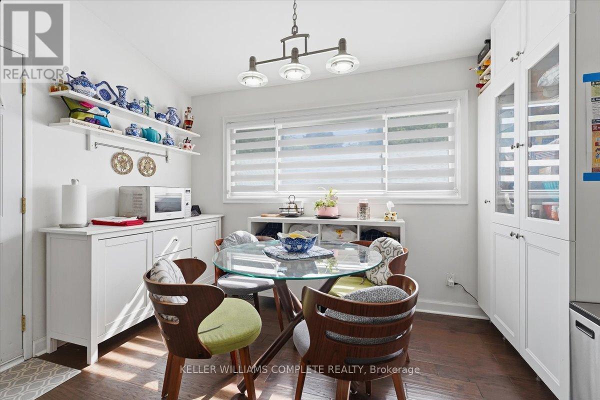3255 PRIOR CRESCENT - 13