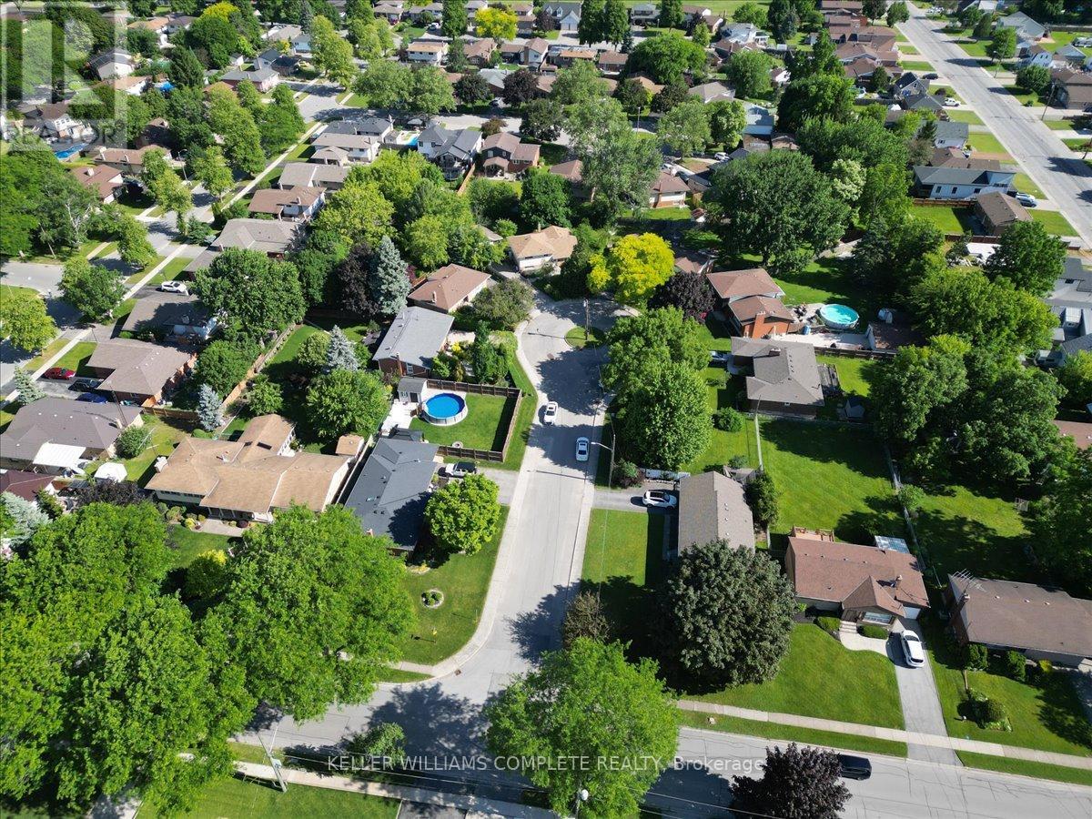 3255 PRIOR CRESCENT - 39
