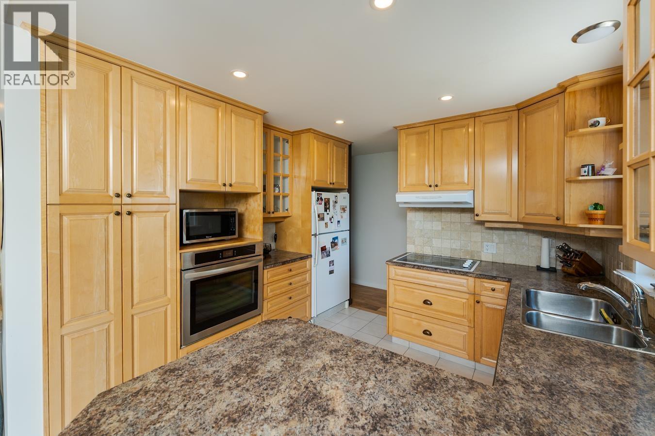 Kitchen of 208 RILEY DRIVE · Prince George, BC