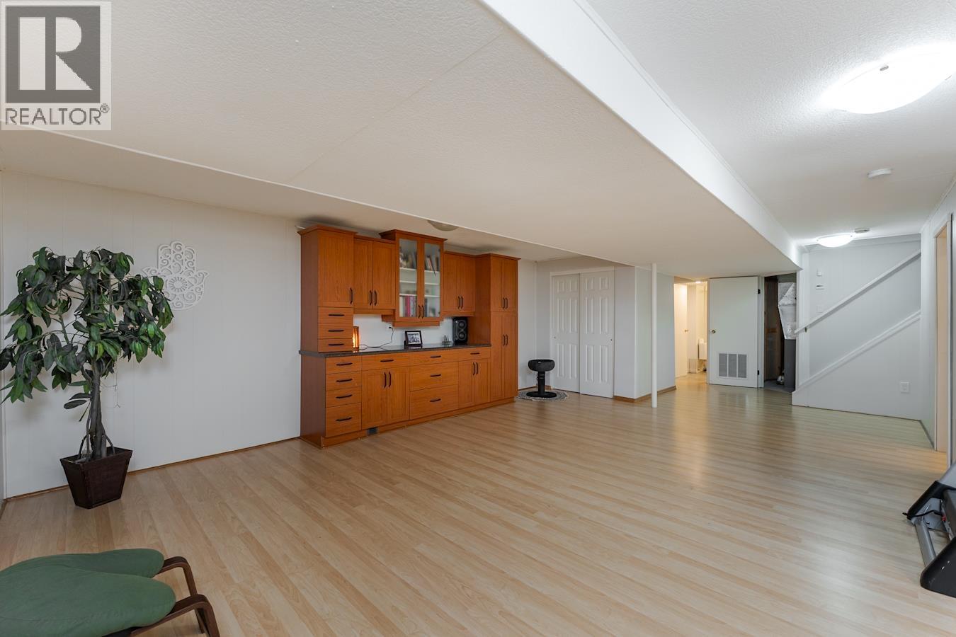 Photo 27 of 40 — 208 RILEY DRIVE · Prince George, BC