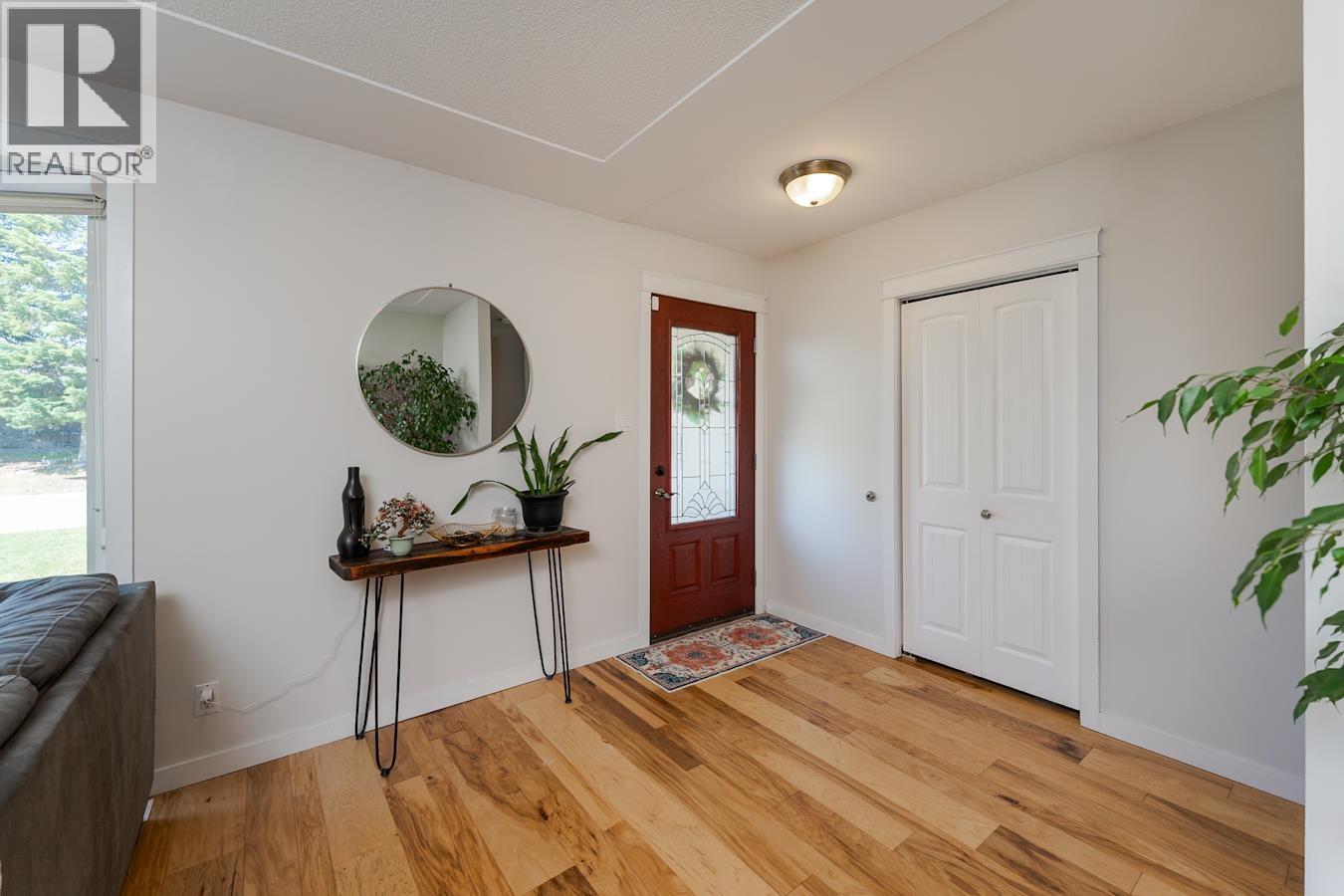 Photo 13 of 40 — 208 RILEY DRIVE · Prince George, BC