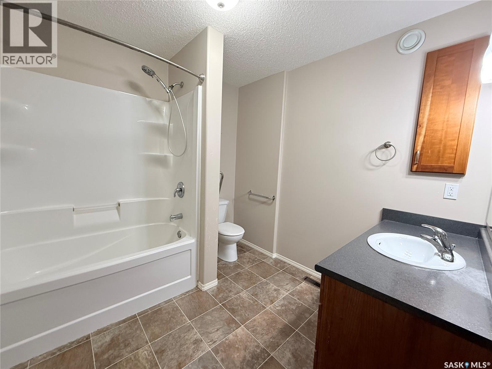 406 Main STREET - 16