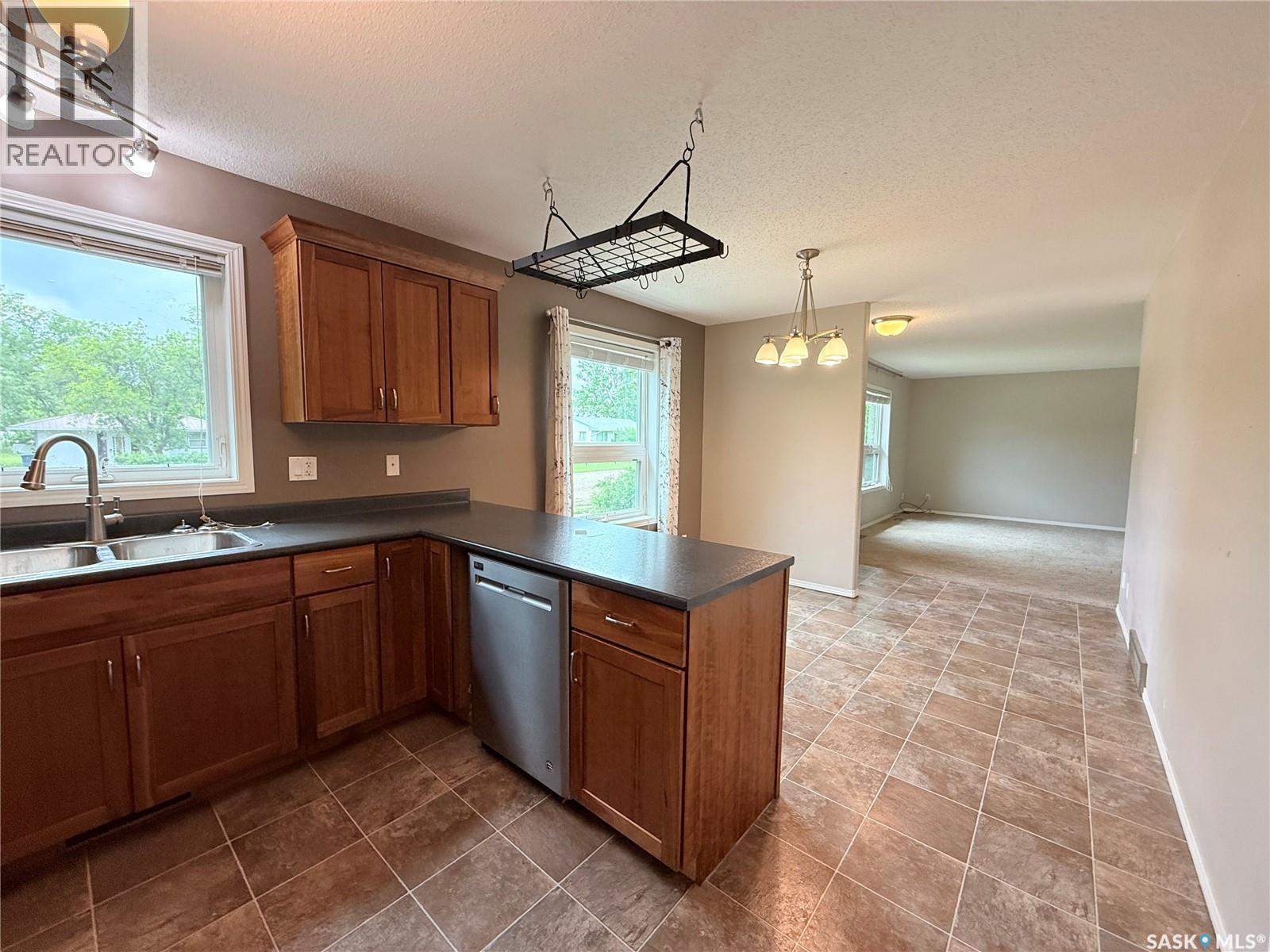 406 Main STREET - 5