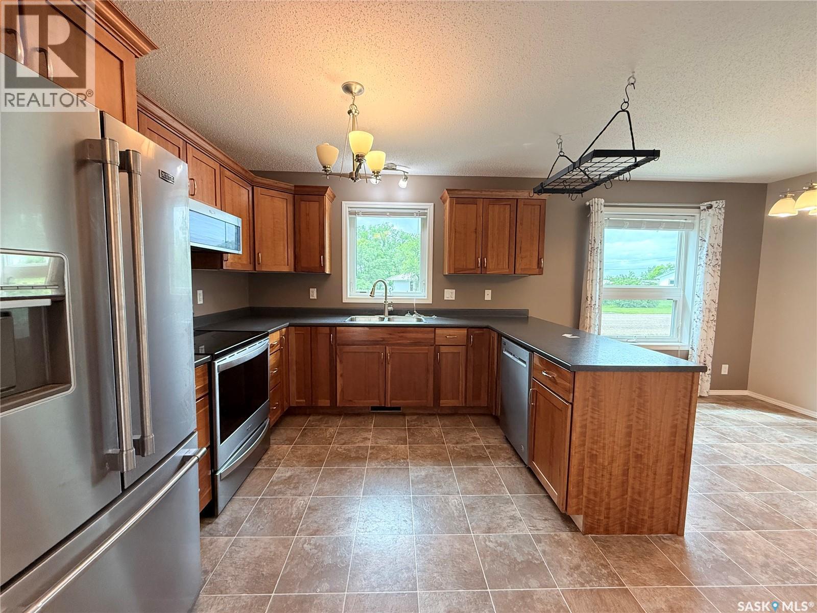 406 Main STREET - 2