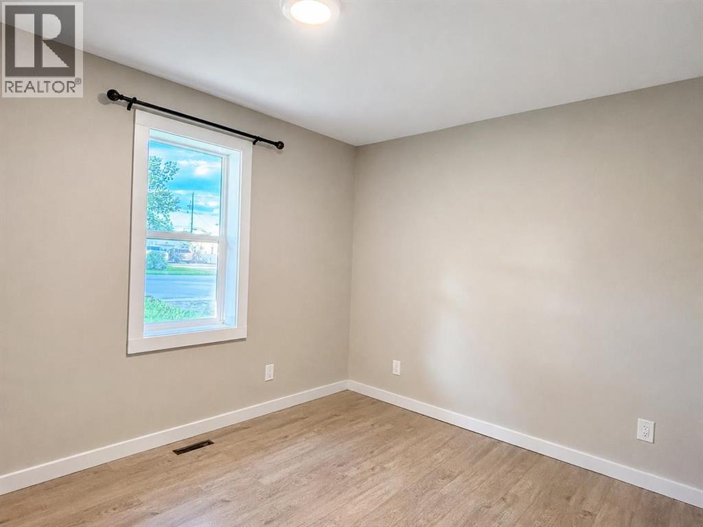 9321 104 Avenue — photo 7