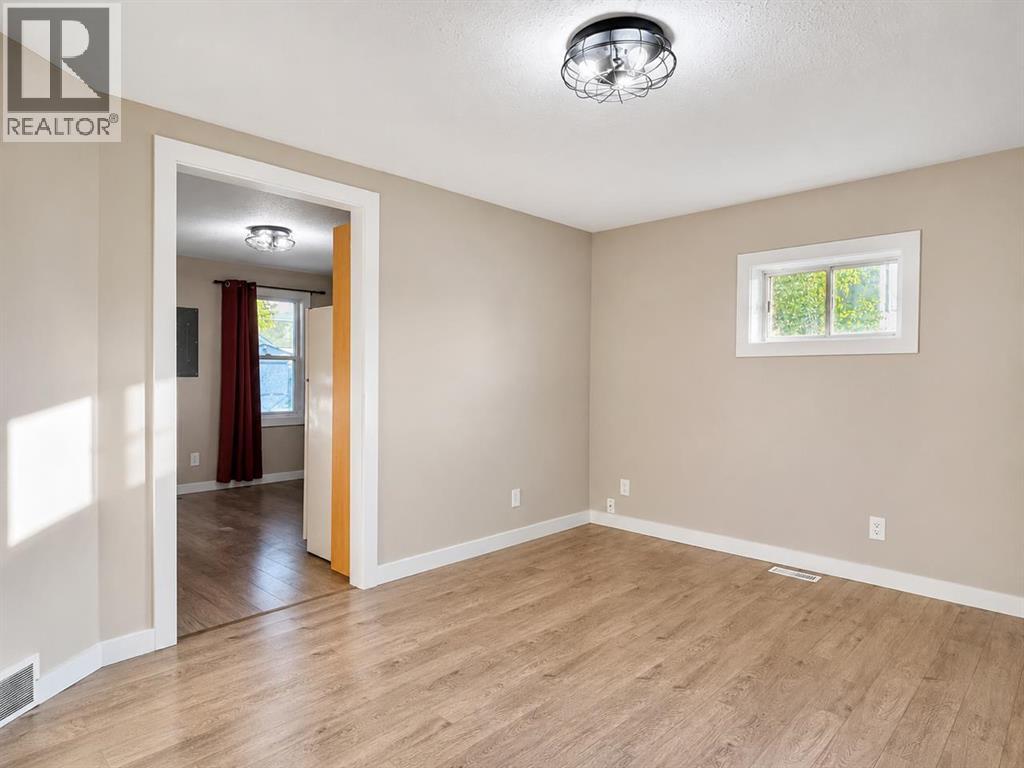 9321 104 Avenue - photo 4