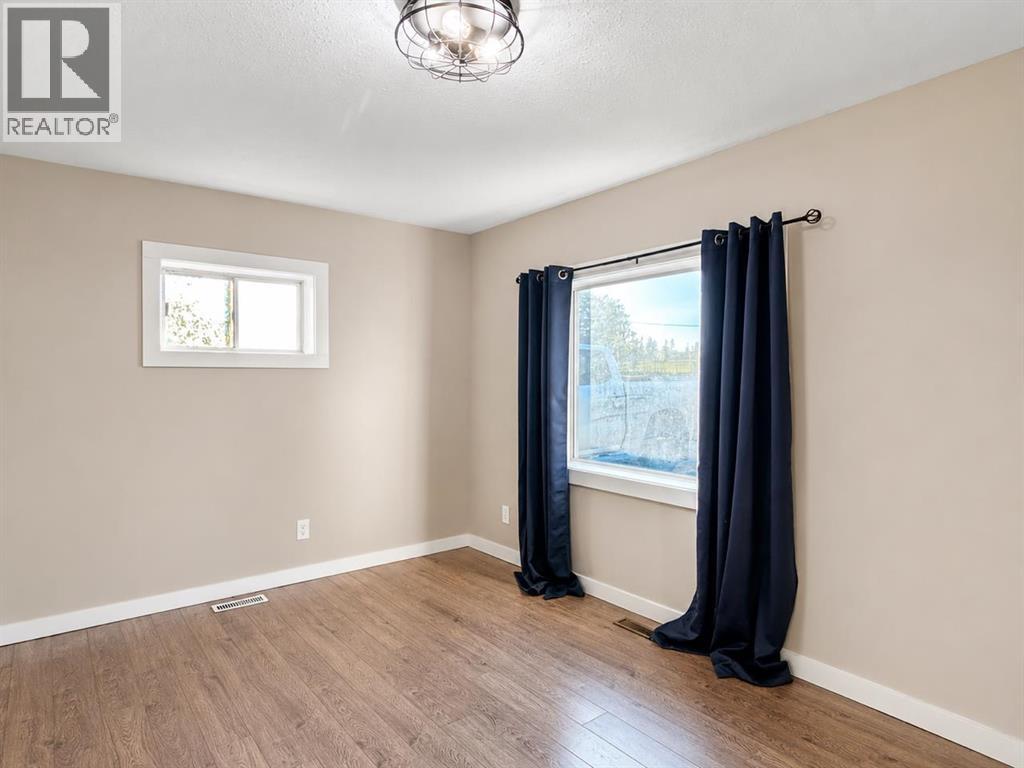 9321 104 Avenue - photo 3