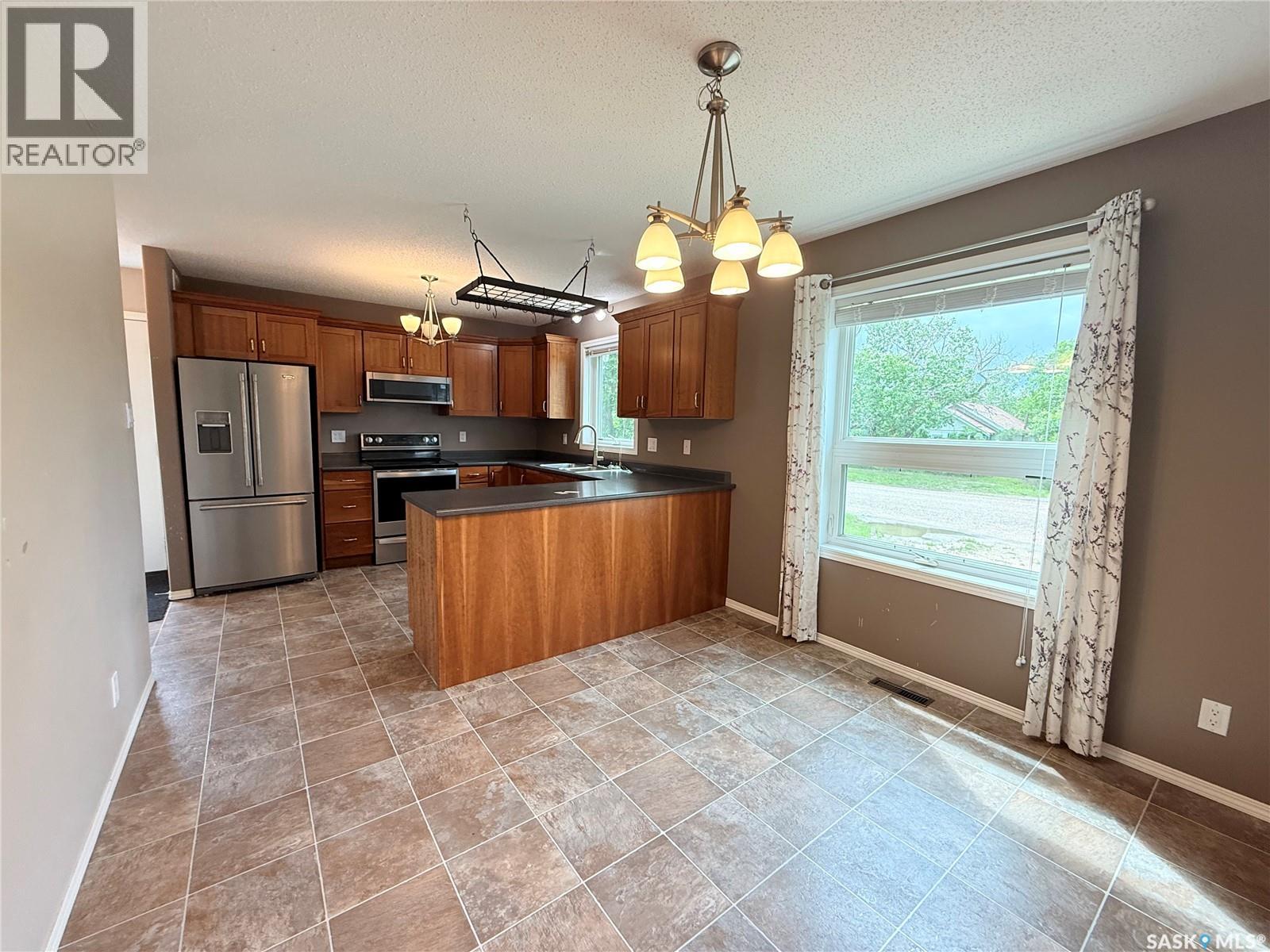 406 Main STREET - 3