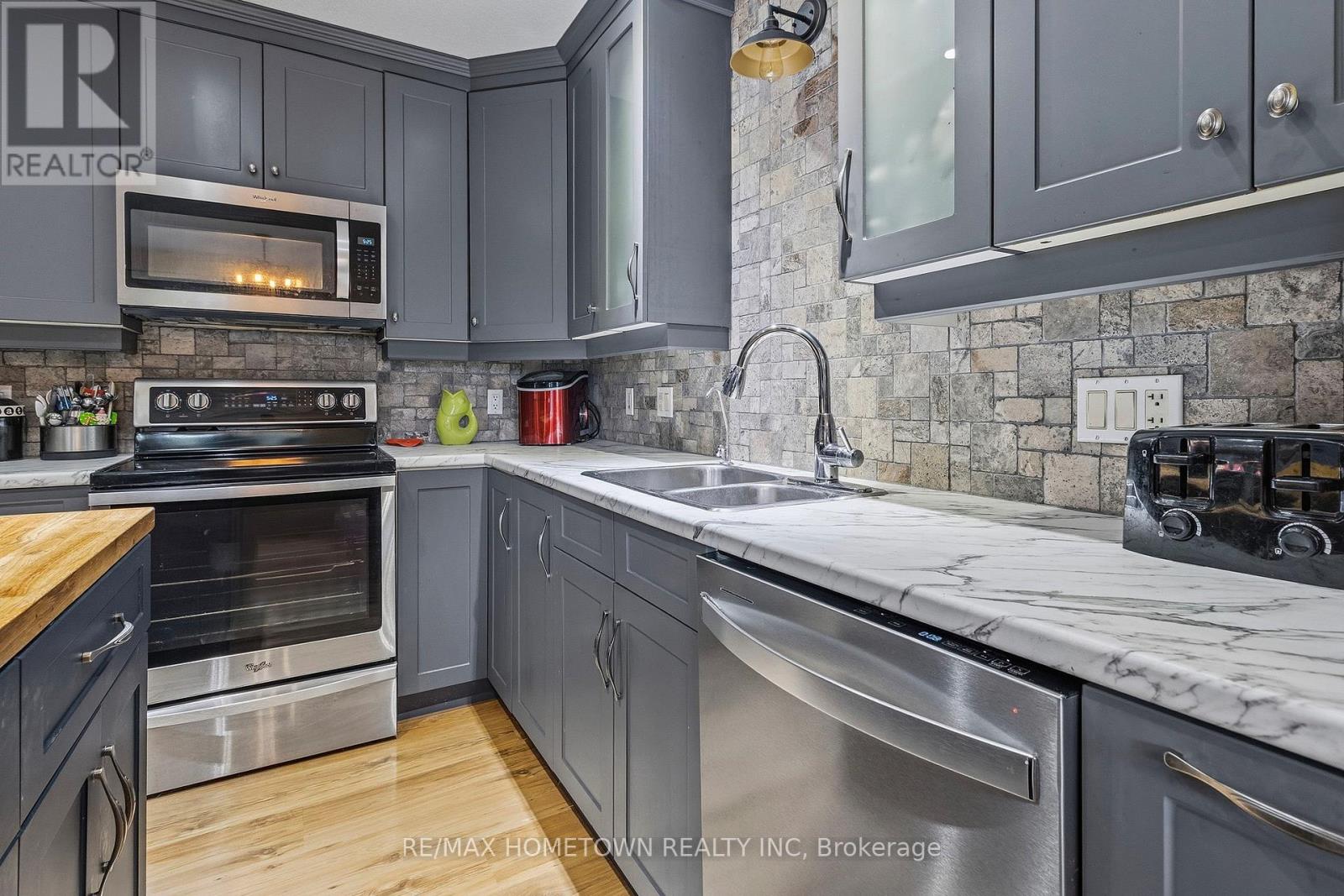 134 ROCKFIELD ROAD - 14