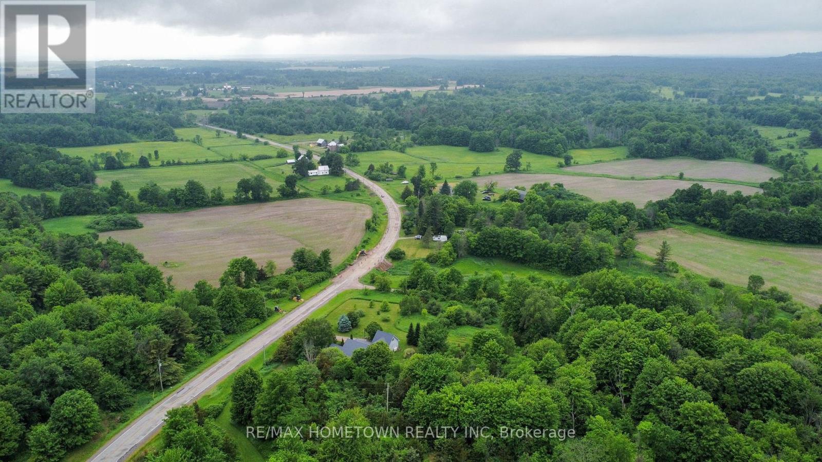 134 ROCKFIELD ROAD - 36