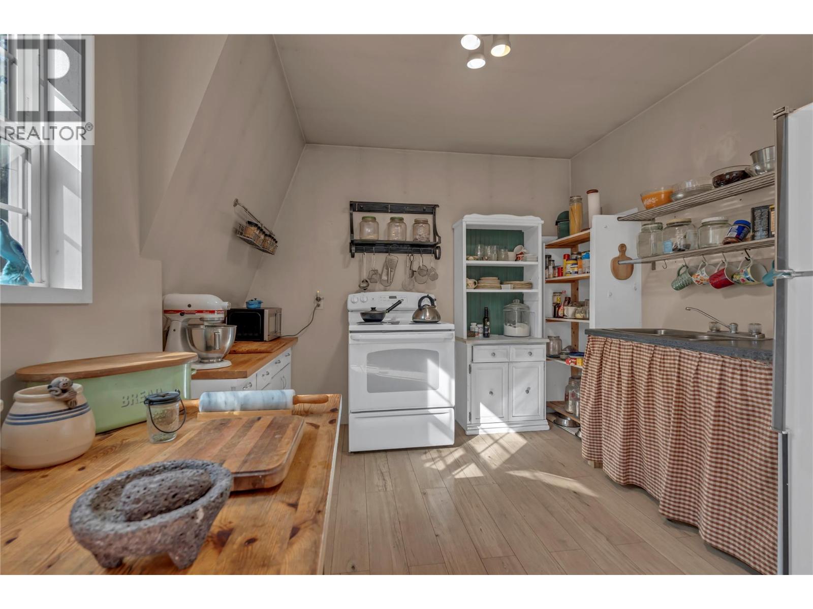 942 Copper Mountain Rd - 38