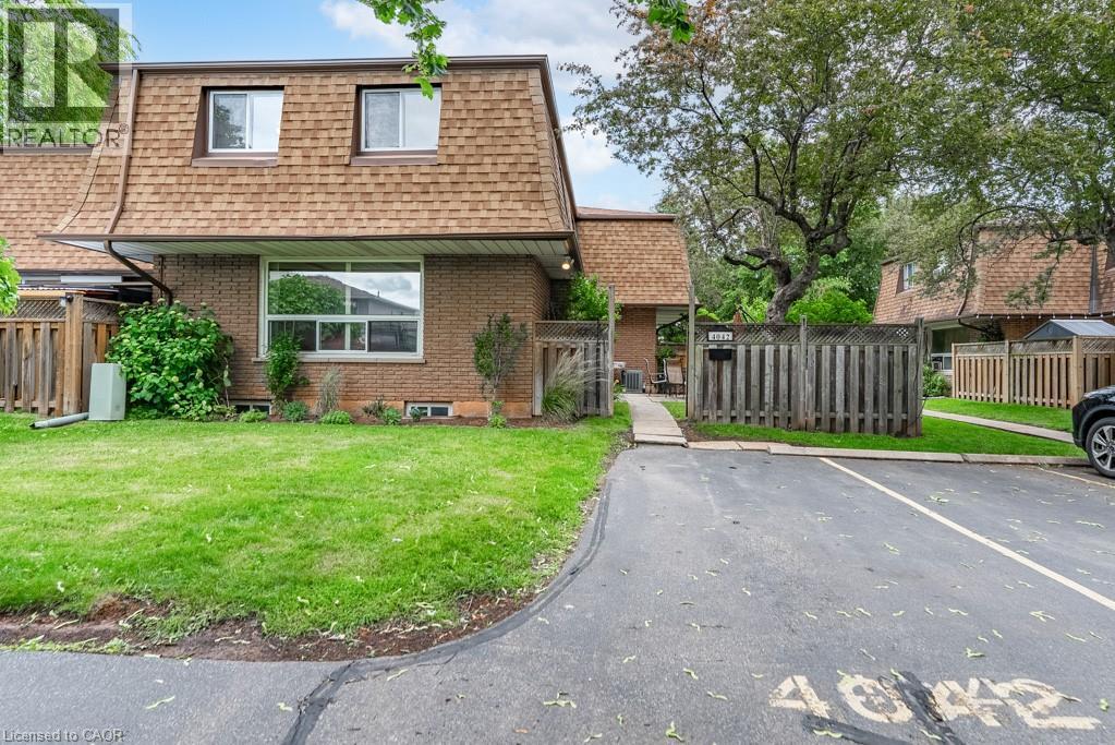 #4 4042 LONGMOOR Drive - 1