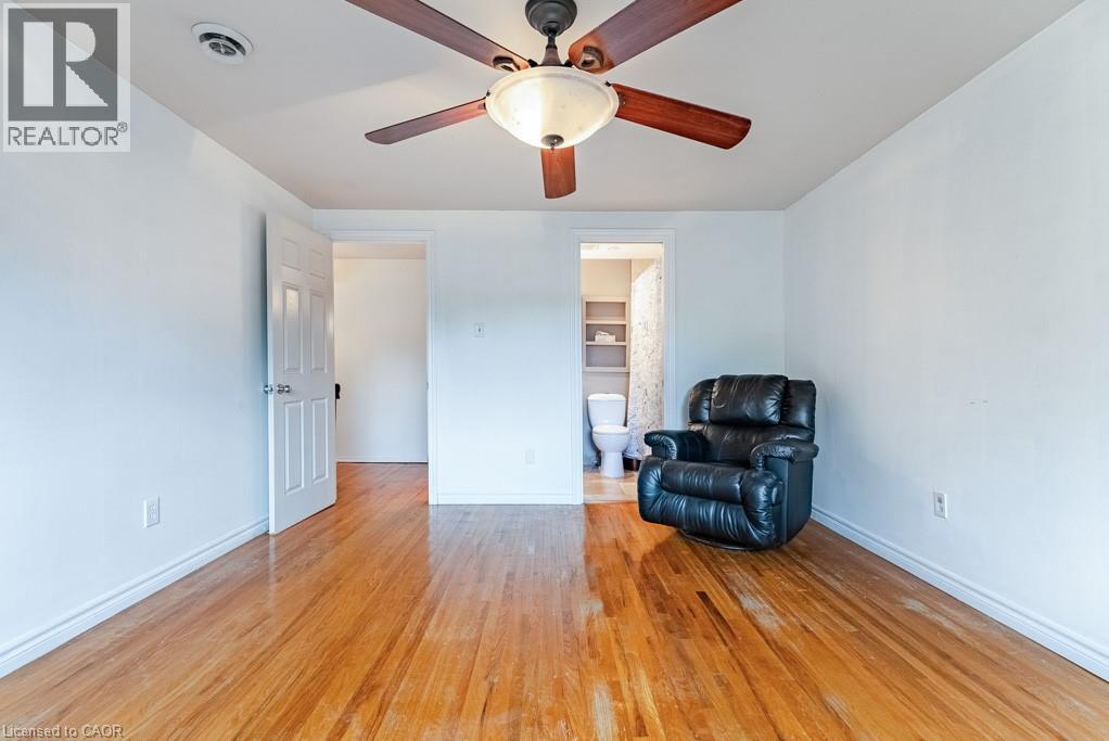 #4 4042 LONGMOOR Drive - 21