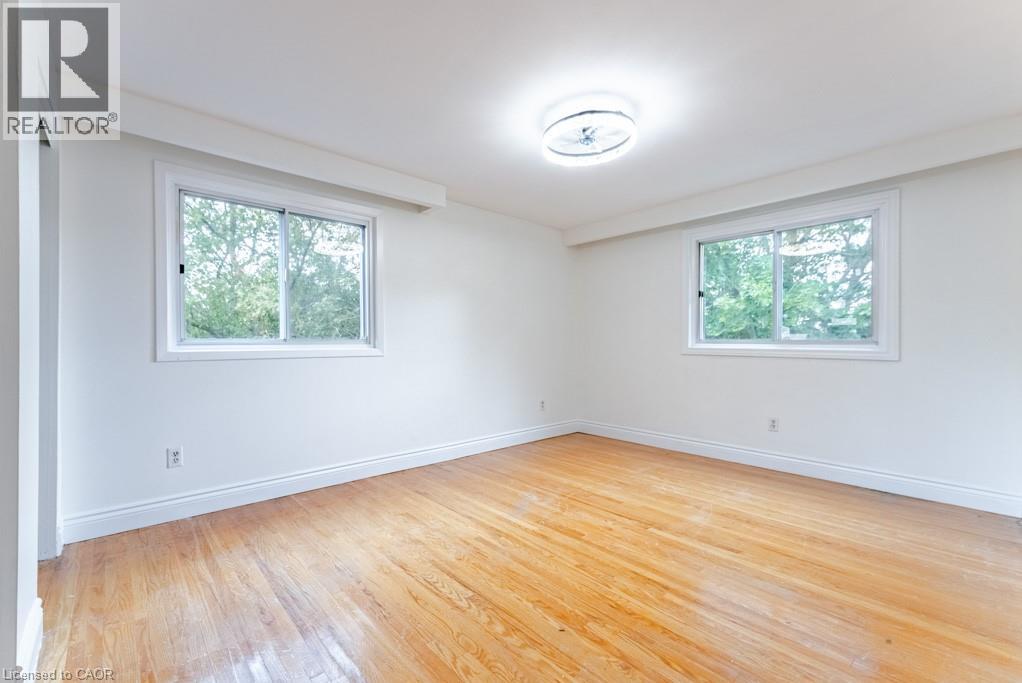 #4 4042 LONGMOOR Drive - 25