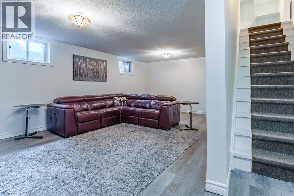 #4 4042 LONGMOOR Drive - 26