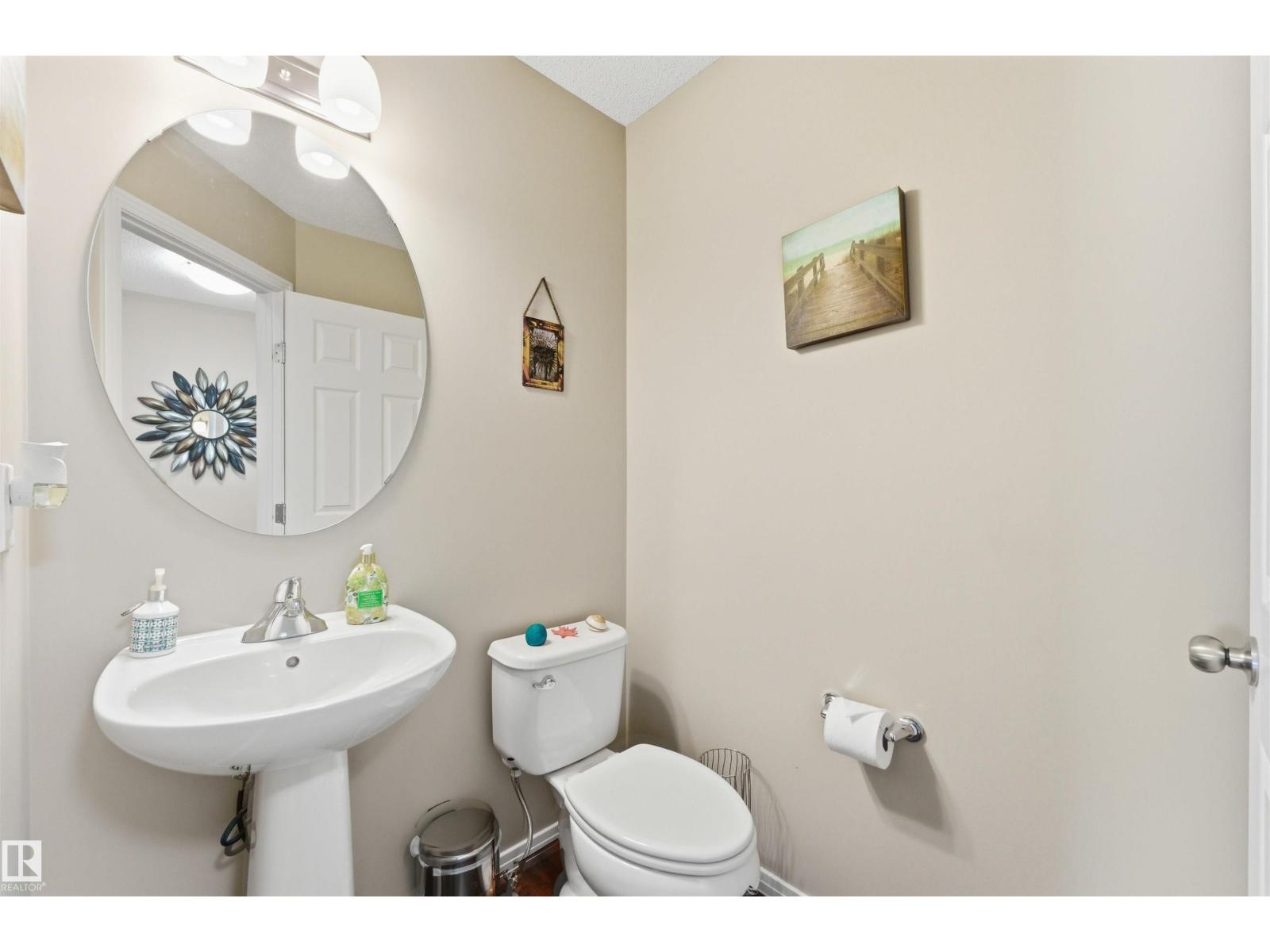 3039 Harvey CR NW - 20
