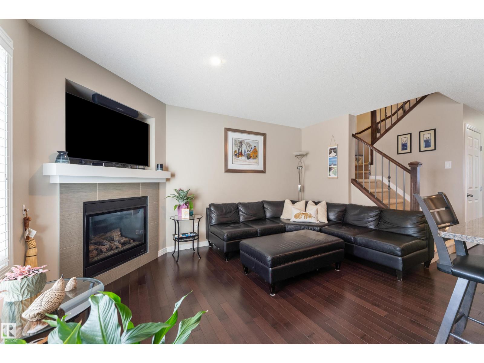 3039 Harvey CR NW - 17