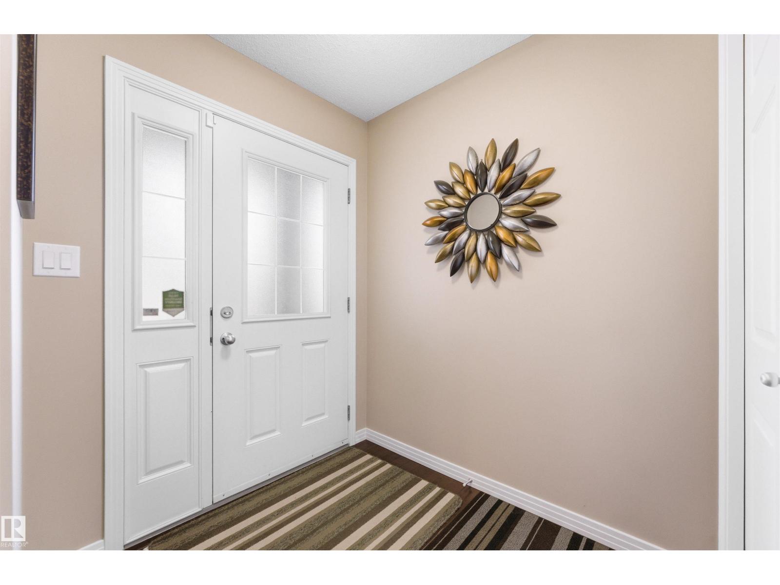 3039 Harvey CR NW - 3