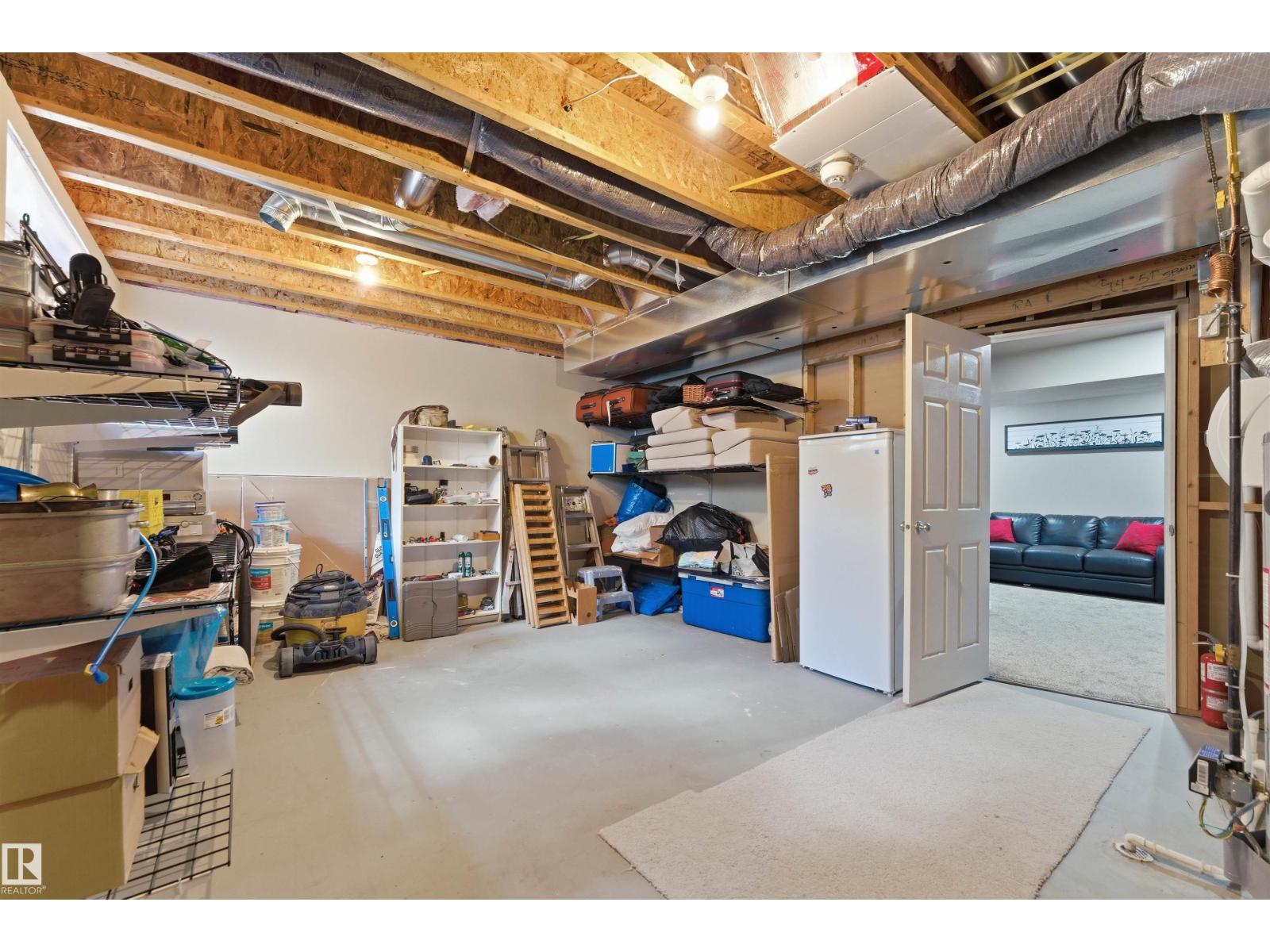 3039 Harvey CR NW - 42