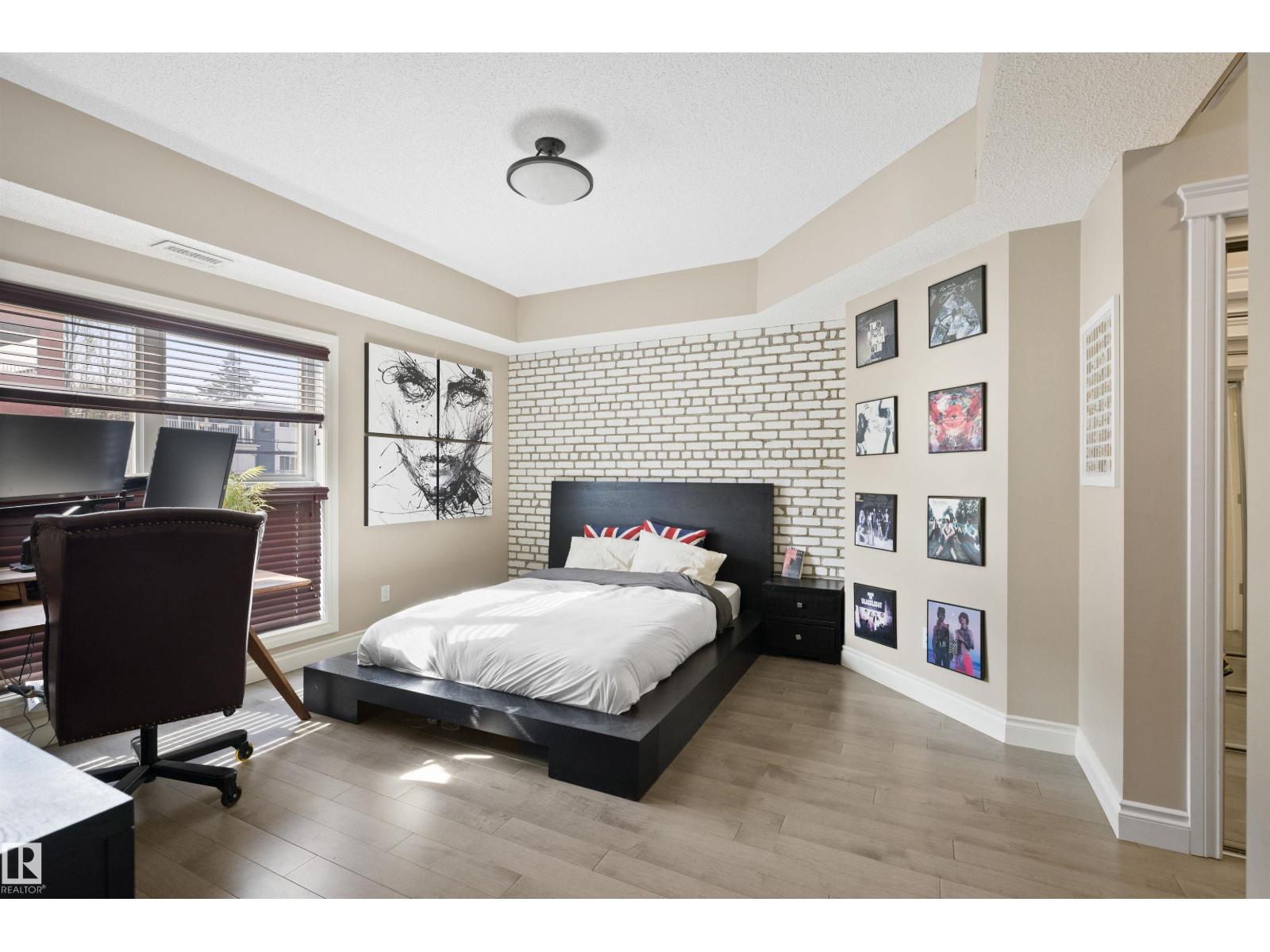 #206 10232 115 ST NW - 11